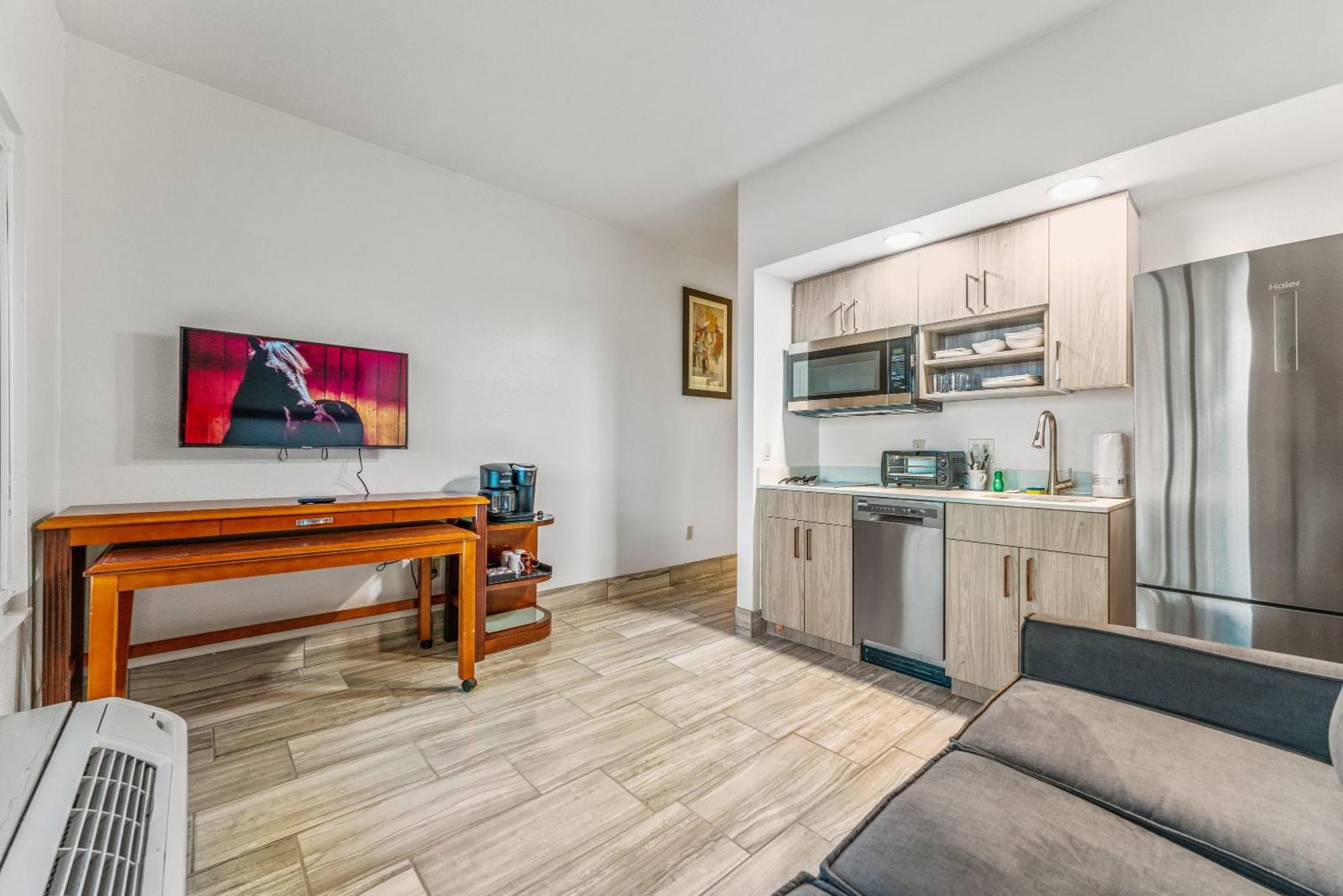 Tempe Corner Apartment Studio King Bed 外观 照片