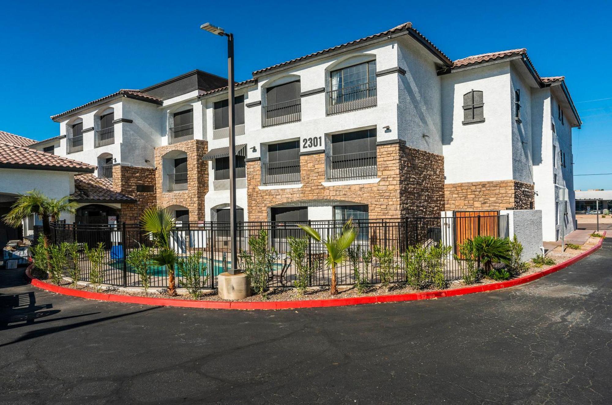 Tempe Corner Apartment Studio King Bed 外观 照片