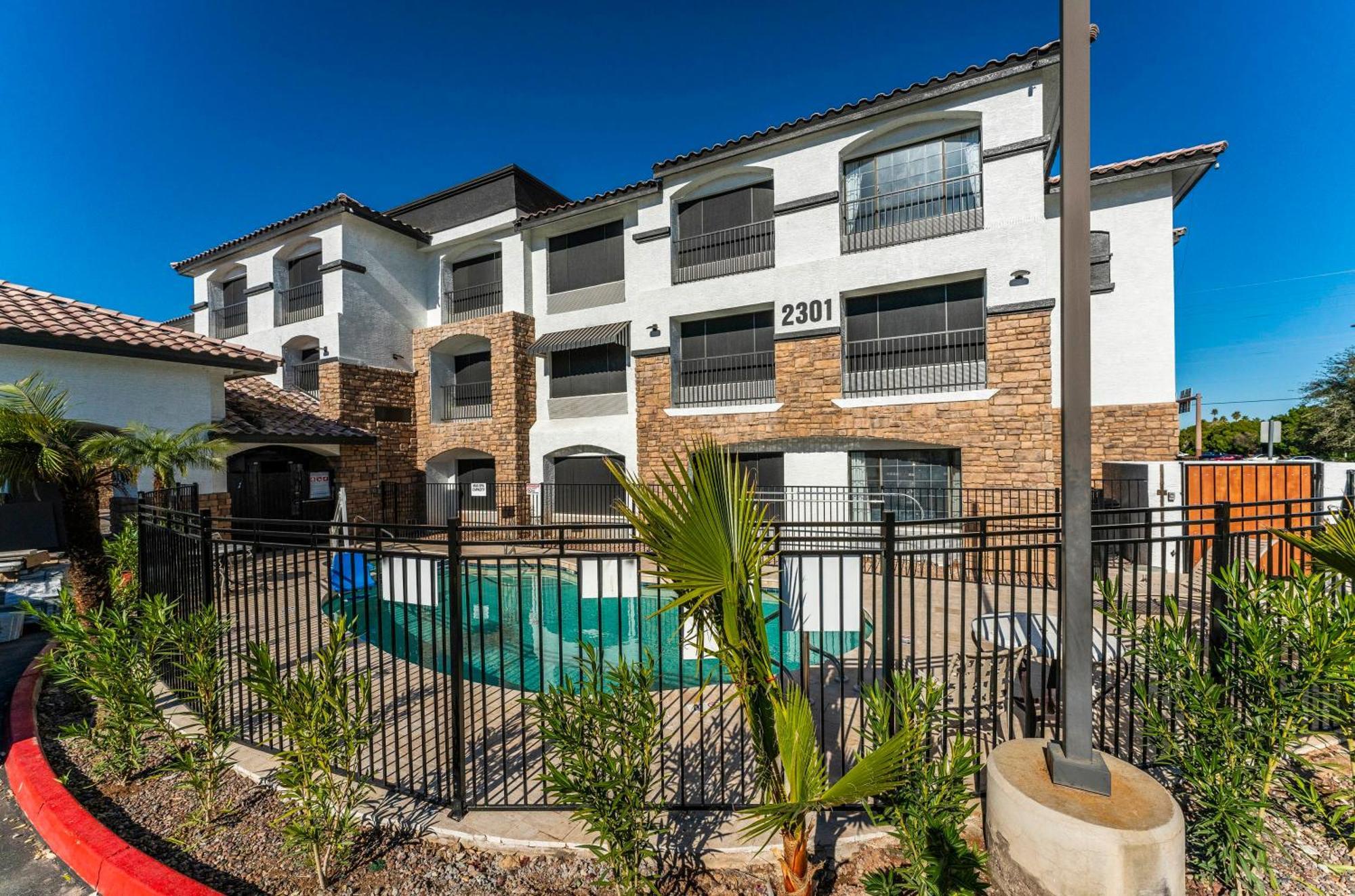Tempe Corner Apartment Studio King Bed 外观 照片